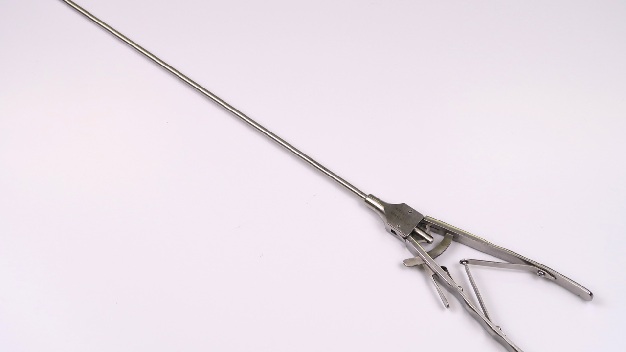 練習用持針器CNK左カーブ | 日本スリービー・サイエンティフィック